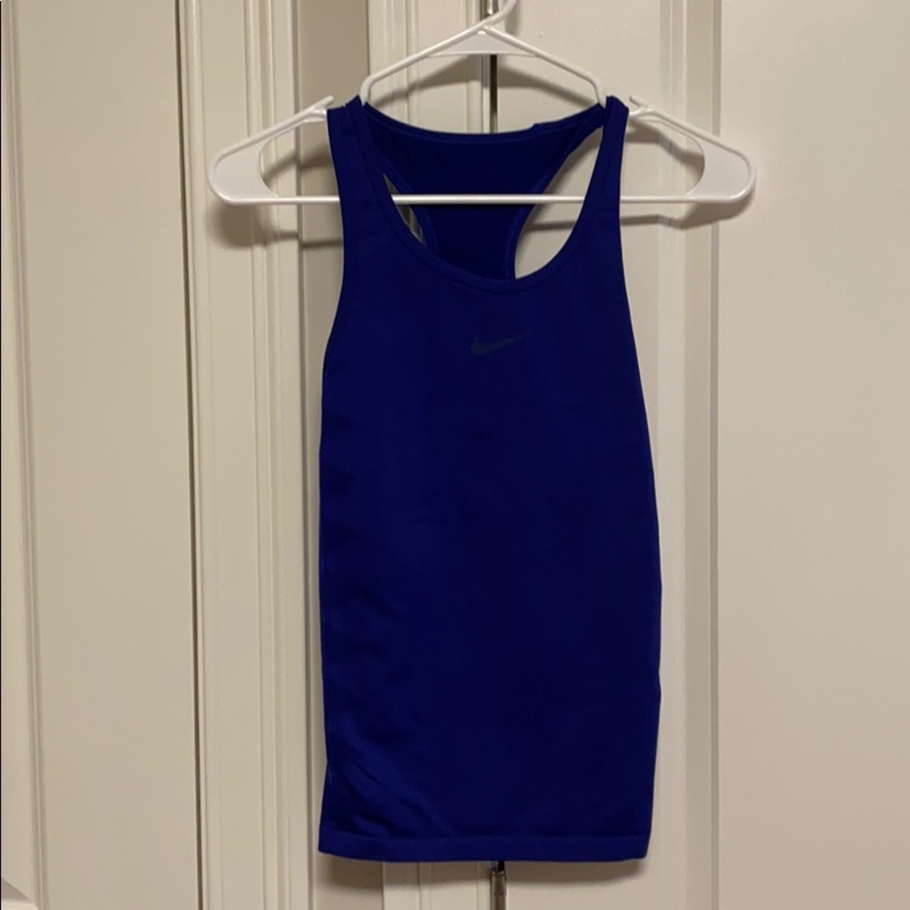 Nike tank